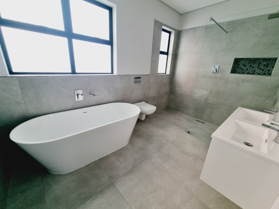 4 Bedroom Property for Sale in Sandown Western Cape